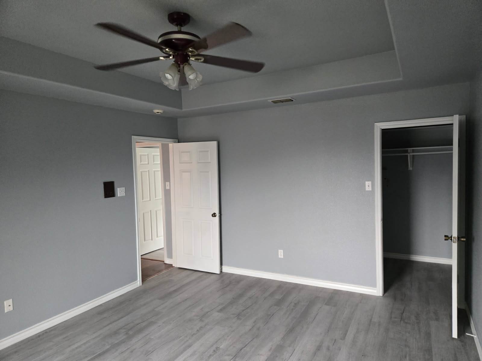 Bedroom refresh — vinyl plank & paint