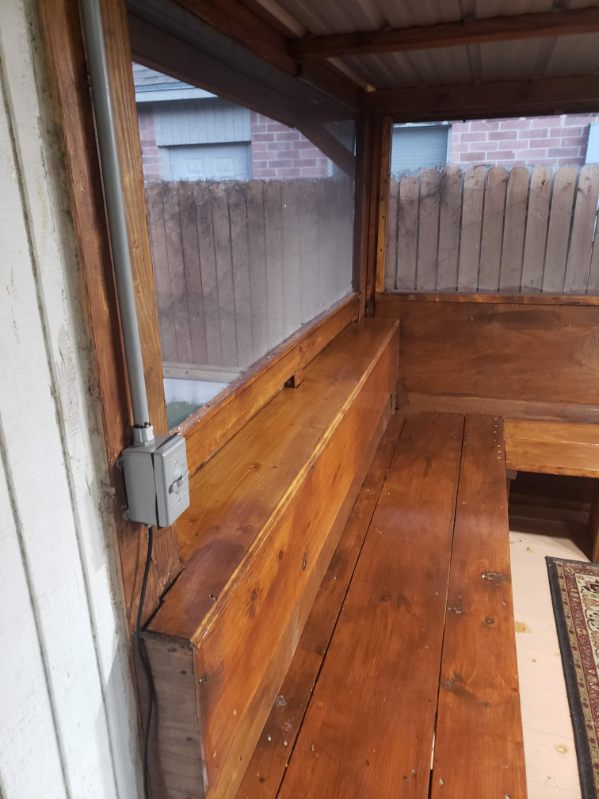 Bench & screen panel detail